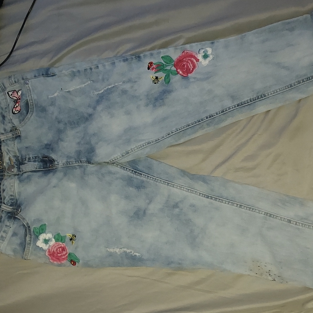 Capri Jeans